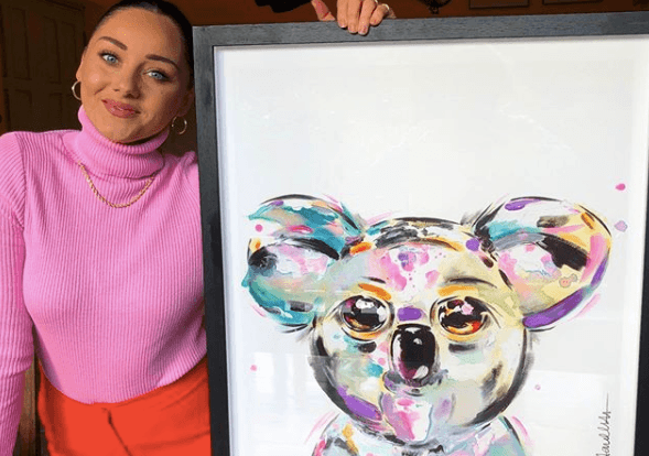 Irish artist, Audrey Hamilton, has raised €20,000 to donate to the Australia bushfire fund Irish artist, Audrey Hamilton, has raised €20,000 to donate to the Australia bushfire fund