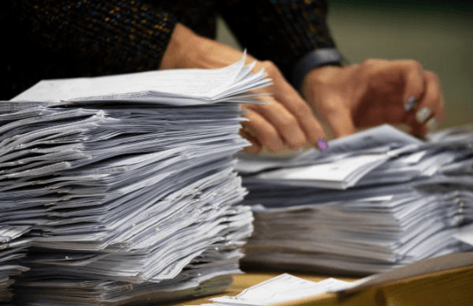 Vote counts begin across the country following extraordinary exit poll Vote counts begin across the country following extraordinary exit poll