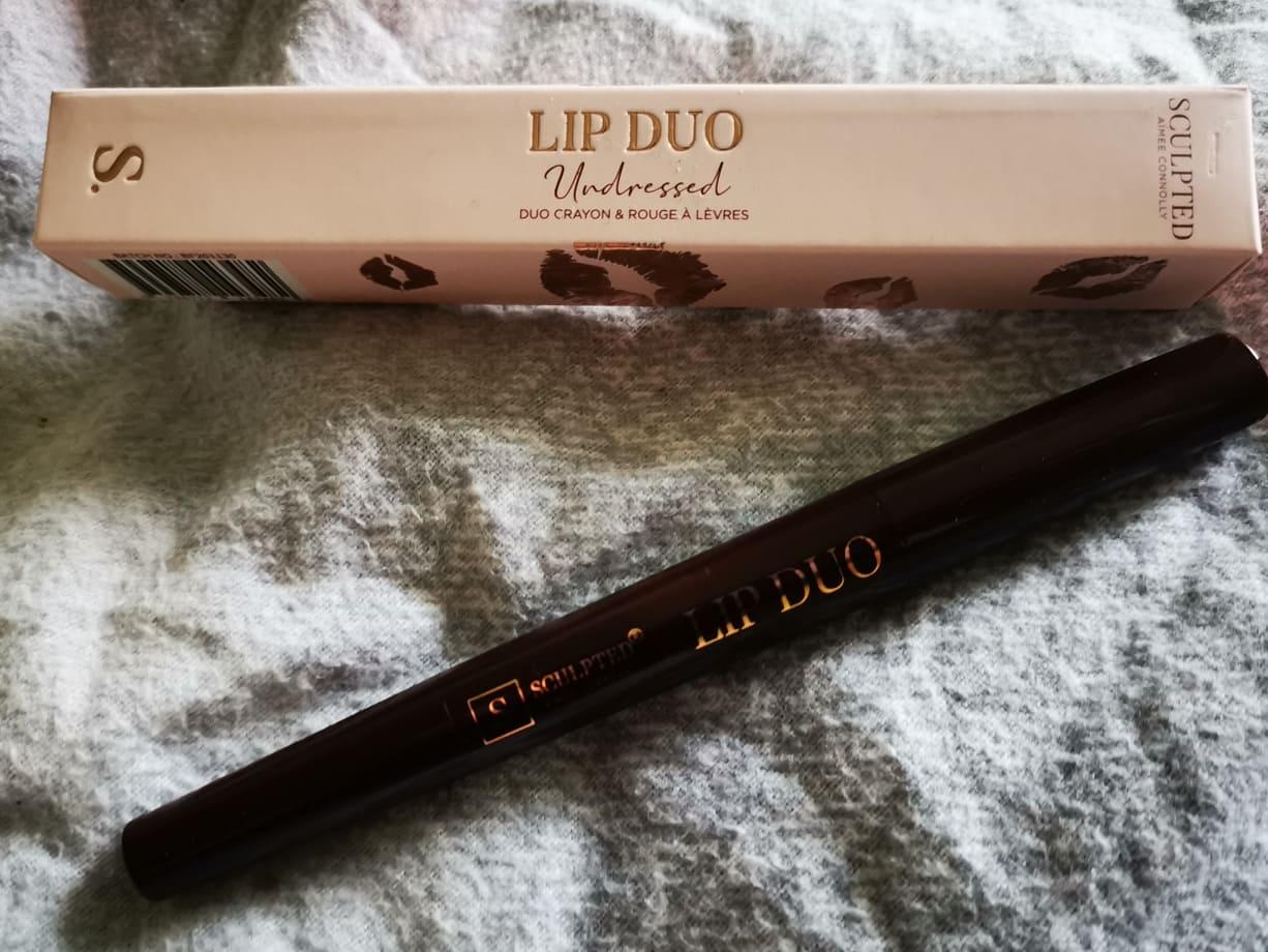 The new Sculpted by Aimee lip duo is a handbag must have