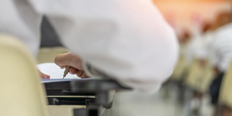 Leaving cert sees record numbers for top grades Leaving cert sees record numbers for top grades