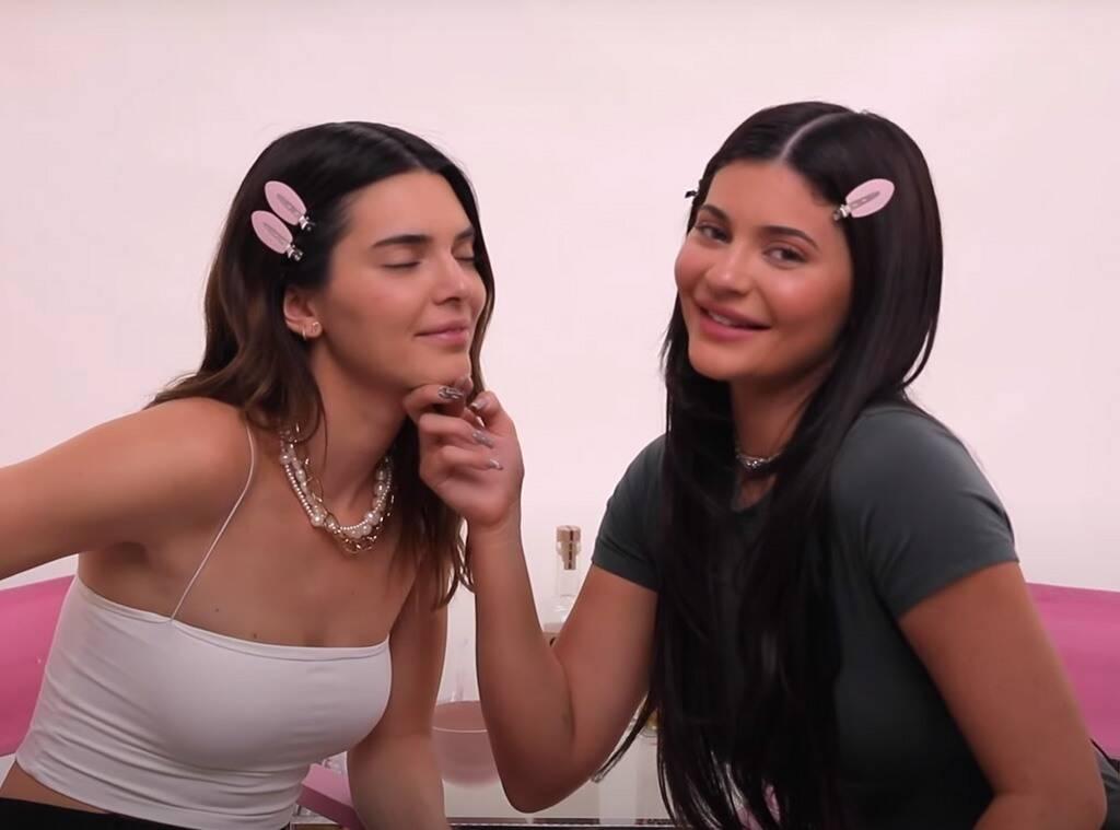 Kendall and Kylie Jenner got drunk doing their makeup and it’s absolute chaos