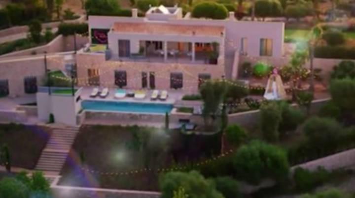 Casa Amor first look: Fans are given a sneak peek at the new villa