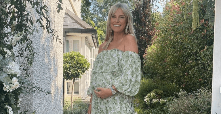 Pippa O’Connor “beaming” after lavish garden baby shower Pippa O’Connor “beaming” after lavish garden baby shower