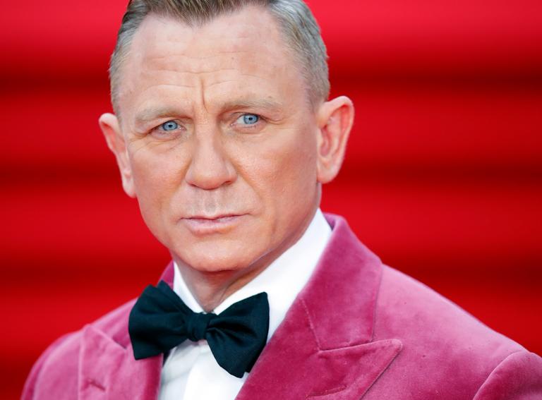 Daniel Craig to get his own star on the Hollywood Walk of Fame Daniel Craig to get his own star on the Hollywood Walk of Fame