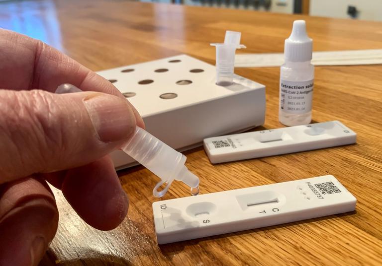 Omicron: Biologist explains why you could be doing your lateral flow test wrong Omicron: Biologist explains why you could be doing your lateral flow test wrong