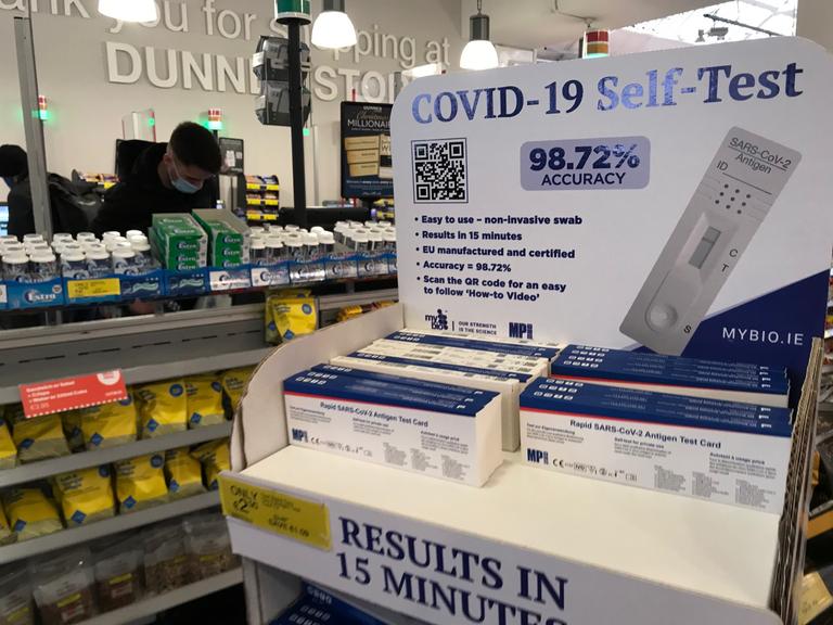 Pharmacists warn of antigen test shortage by this week Pharmacists warn of antigen test shortage by this week