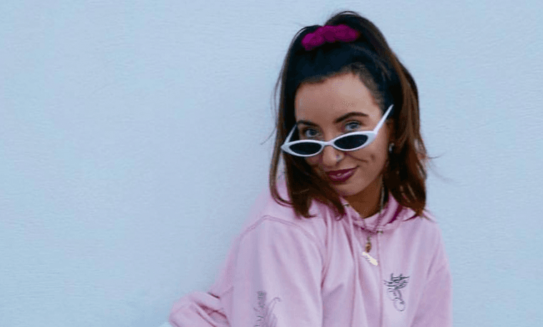 Lindsay Hamilton ends It Galz podcast after going solo Lindsay Hamilton ends It Galz podcast after going solo