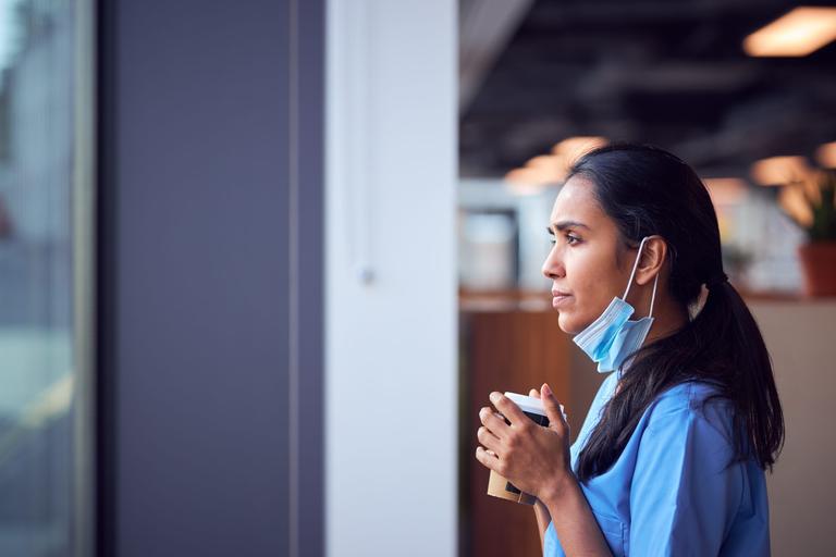 Thousands of assaults on doctors and nurses reported in the past few years Thousands of assaults on doctors and nurses reported in the past few years