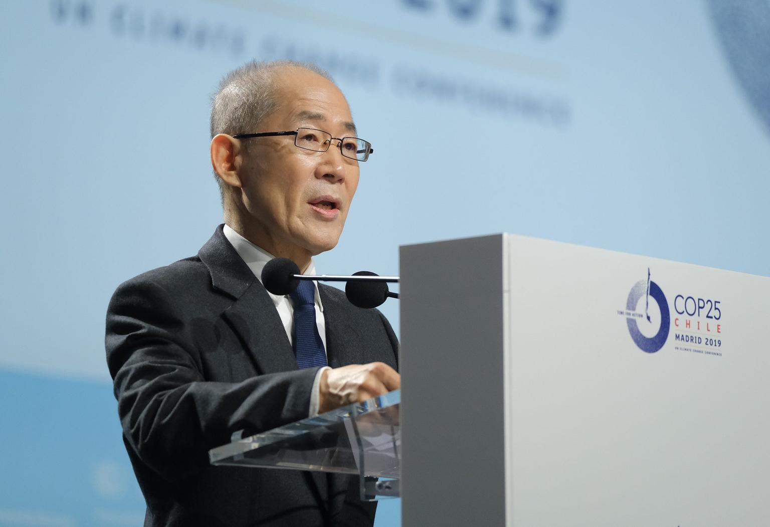 Explainer: The UN sent out a “dire warning” for climate action – what does this mean?