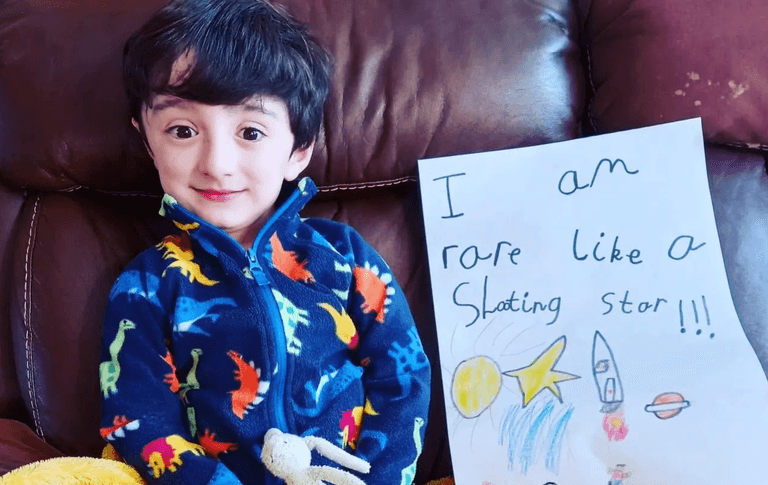 Adam King is making Virtual Hug jewellery for Mother’s Day Adam King is making Virtual Hug jewellery for Mother’s Day