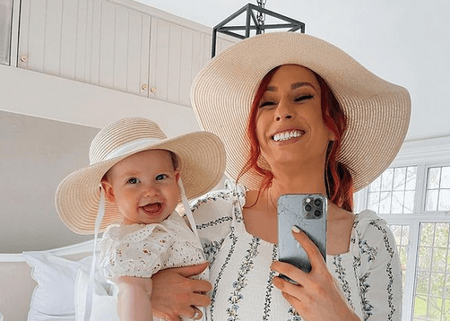Stacey Solomon says she’s suffering from mastitis Stacey Solomon says she’s suffering from mastitis