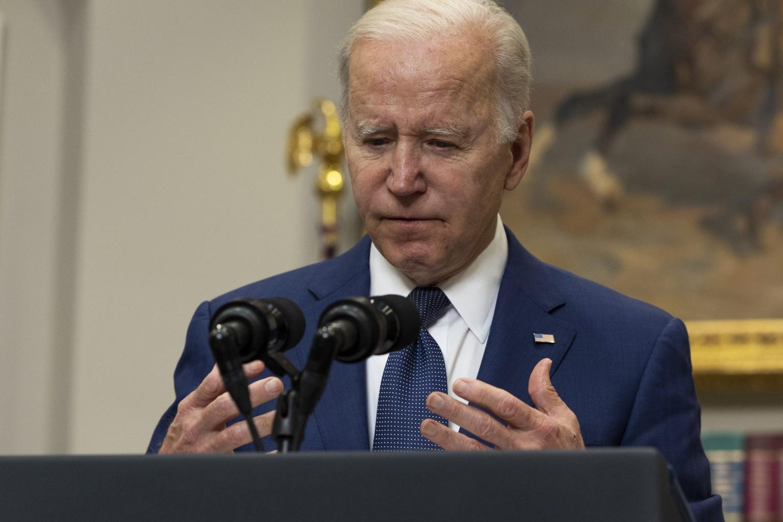 President Biden pays tribute after 21 people killed in school shooting