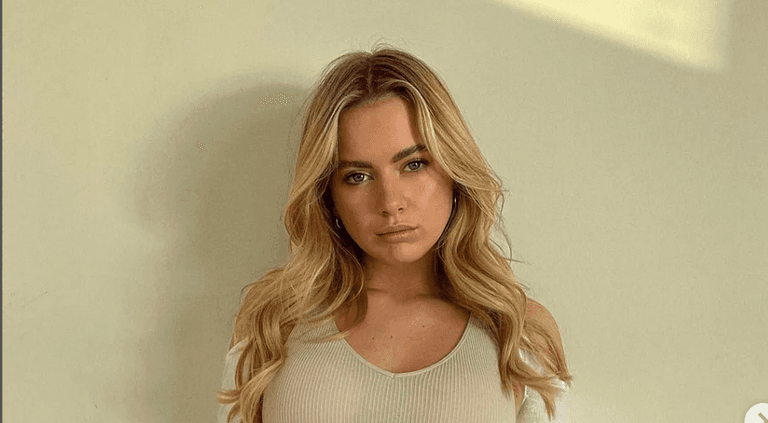 Love Island’s “first ever” deaf contestant set to join the villa Love Island’s “first ever” deaf contestant set to join the villa