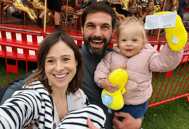 “Grow up:” Love Island’s Camilla Thurlow criticised for breastfeeding baby in car “Grow up:” Love Island’s Camilla Thurlow criticised for breastfeeding baby in car