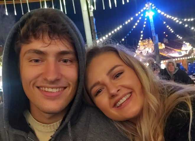 Irish woman who flew 7,000 miles for a Tinder date now has a baby with match Irish woman who flew 7,000 miles for a Tinder date now has a baby with match