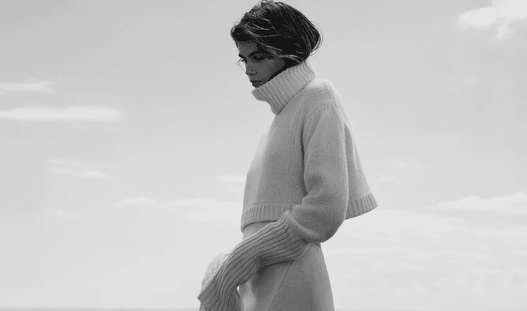 Kaia Gerber has dropped a collab with Zara and it’s everything Kaia Gerber has dropped a collab with Zara and it’s everything