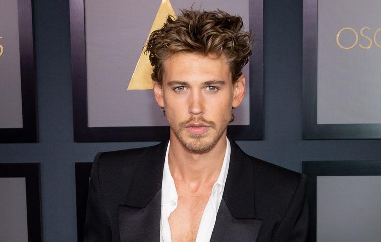 Austin Butler admits he didn’t see his family for three years while preparing to play Elvis Austin Butler admits he didn’t see his family for three years while preparing to play Elvis