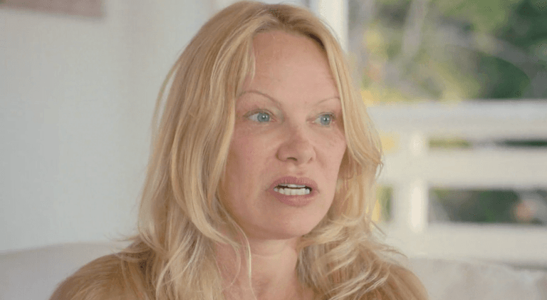 Pamela Anderson felt ‘violated’ by sex tape TV series Pamela Anderson felt ‘violated’ by sex tape TV series