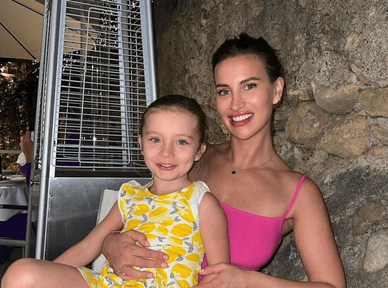 Ferne McCann suffered a miscarriage before current pregnancy Ferne McCann suffered a miscarriage before current pregnancy