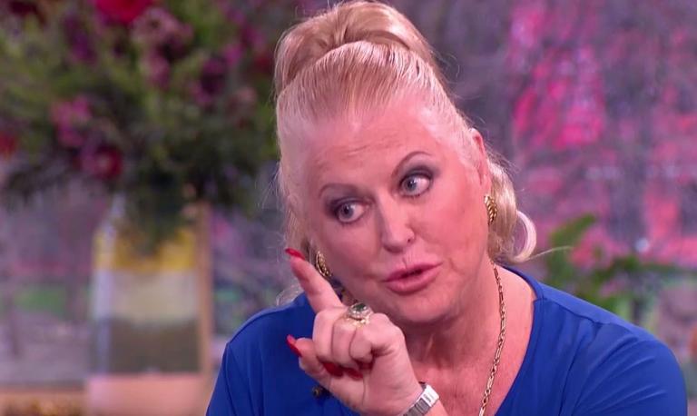 Kim Woodburn slams Holly Willoughby amid Phillip Schofield drama Kim Woodburn slams Holly Willoughby amid Phillip Schofield drama
