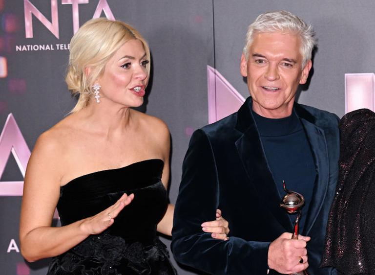 Holly Willoughby and Phillip Schofield’s friendship has cooled off Holly Willoughby and Phillip Schofield’s friendship has cooled off