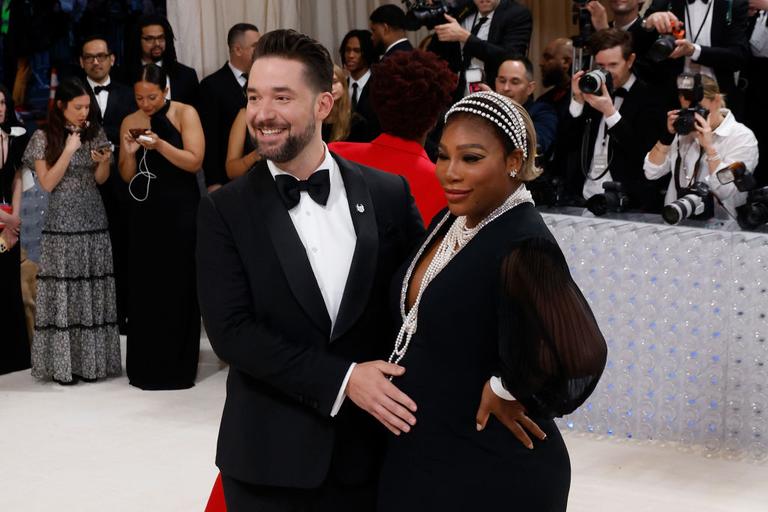 Serena Williams reveals she’s pregnant with baby #2 Serena Williams reveals she’s pregnant with baby #2
