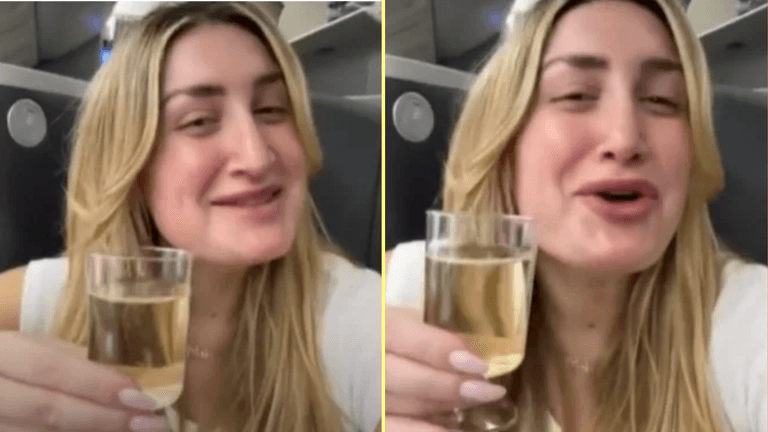 CEO praised for refusing to leave airline seat to let mum sit next to her children CEO praised for refusing to leave airline seat to let mum sit next to her children