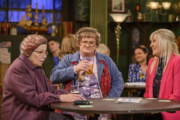 Brendan O’Carroll ‘doesn’t give a f***’ if Mrs Brown’s Boys offends people Brendan O’Carroll ‘doesn’t give a f***’ if Mrs Brown’s Boys offends people