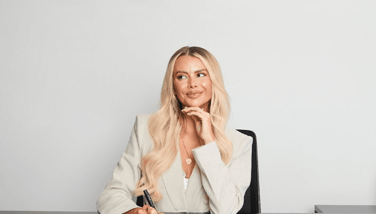 Fashion influencer lists favourite autumn boot trends and how to style them Fashion influencer lists favourite autumn boot trends and how to style them