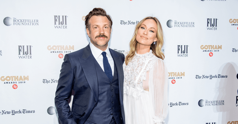 Jason Sudeikis to reportedly pay Olivia Wilde €25K a month in child support Jason Sudeikis to reportedly pay Olivia Wilde €25K a month in child support