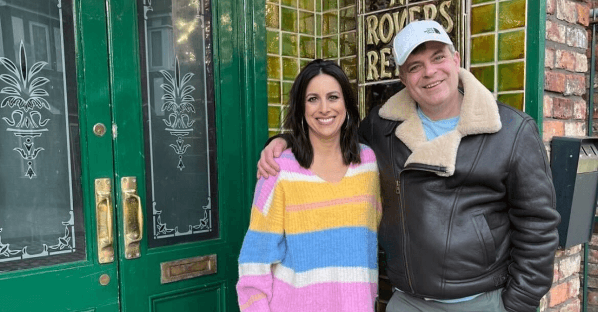 Lucy Kennedy is back with a bang after moving in with Corrie legend Simon Gregson