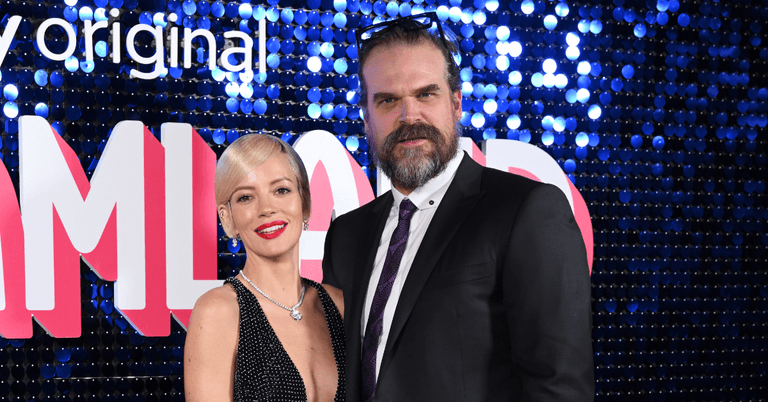 Lily Allen and David Harbour put on united front at basketball game amid split rumours Lily Allen and David Harbour put on united front at basketball game amid split rumours