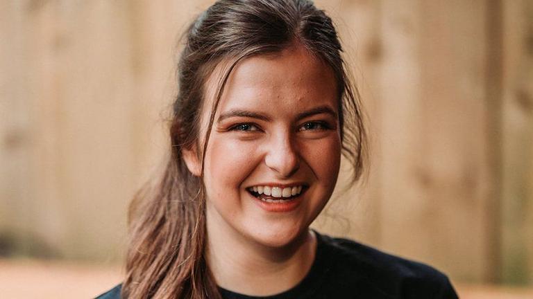 Ashling Murphy’s family pay tribute on what would have been her 27th birthday Ashling Murphy’s family pay tribute on what would have been her 27th birthday