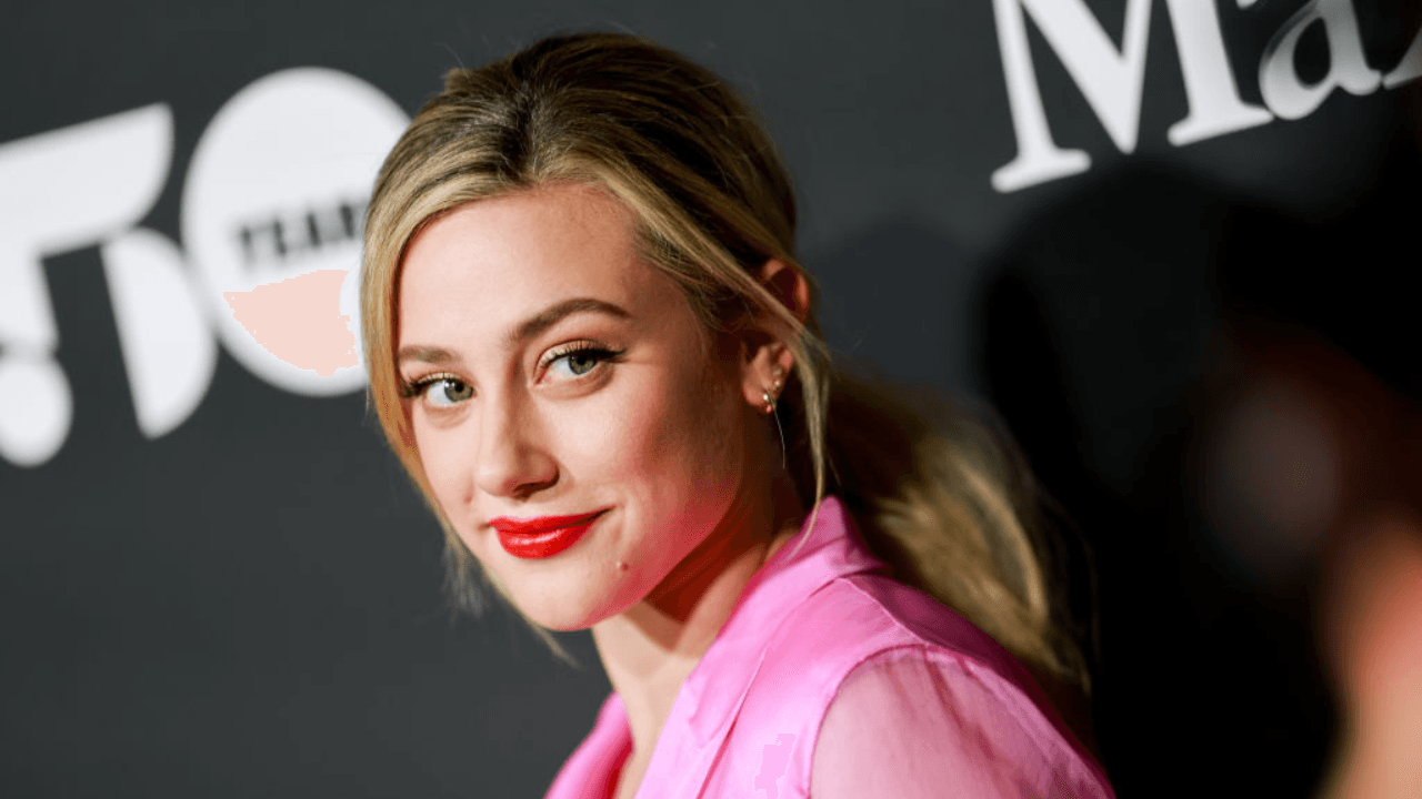 Lili Reinhart says her dog helped her through mental health struggles