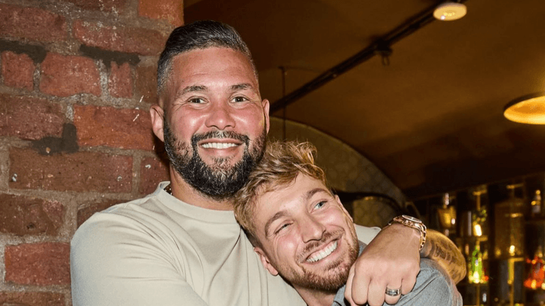 Sam Thompson and Tony Bellew cuddle up as they reunite at party Sam Thompson and Tony Bellew cuddle up as they reunite at party