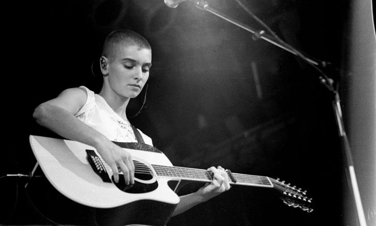 Sinead O’Connor’s daughter performs moving cover of Nothing Compares 2 U at Carnegie Hall Sinead O’Connor’s daughter performs moving cover of Nothing Compares 2 U at Carnegie Hall