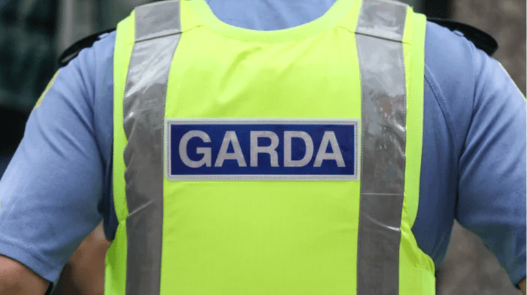 Gardaí ask public not to share images of fatal Mayo crash involving woman and two girls Gardaí ask public not to share images of fatal Mayo crash involving woman and two girls