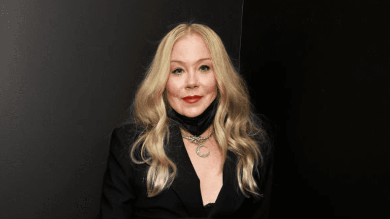 Christina Applegate’s transparency about Multiple Sclerosis is why advocacy matters Christina Applegate’s transparency about Multiple Sclerosis is why advocacy matters