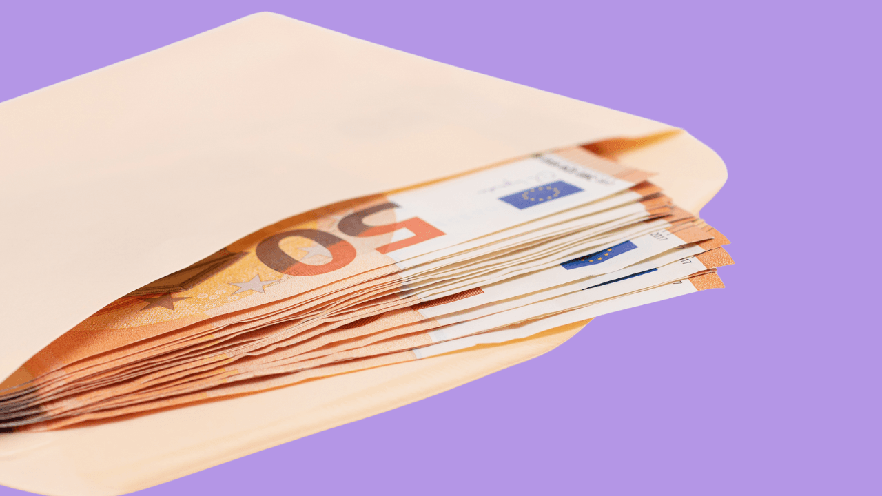 Money Talk: The ‘100’ Envelope’ finance challenge explained