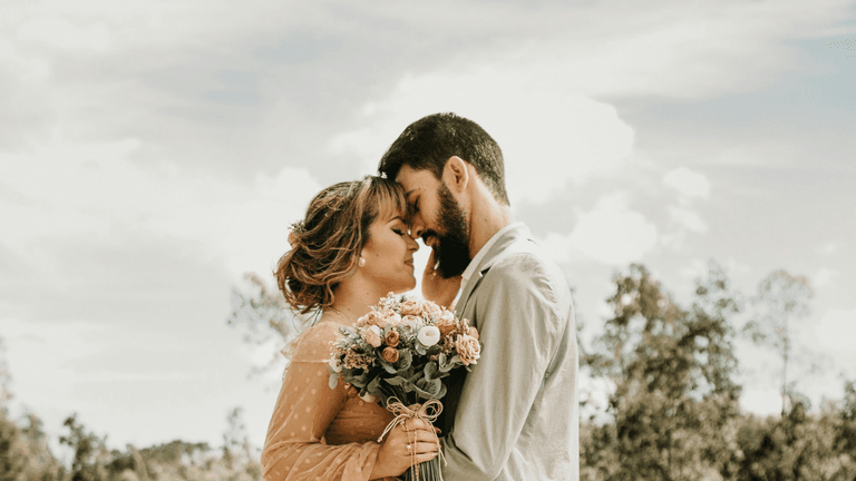 Woman says secret to happy marriage is living in a different house to husband Woman says secret to happy marriage is living in a different house to husband