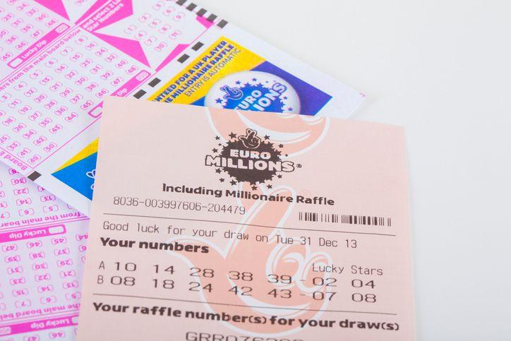 Man who won over €1 billion on lottery sued by family after not sharing winnings Man who won over €1 billion on lottery sued by family after not sharing winnings