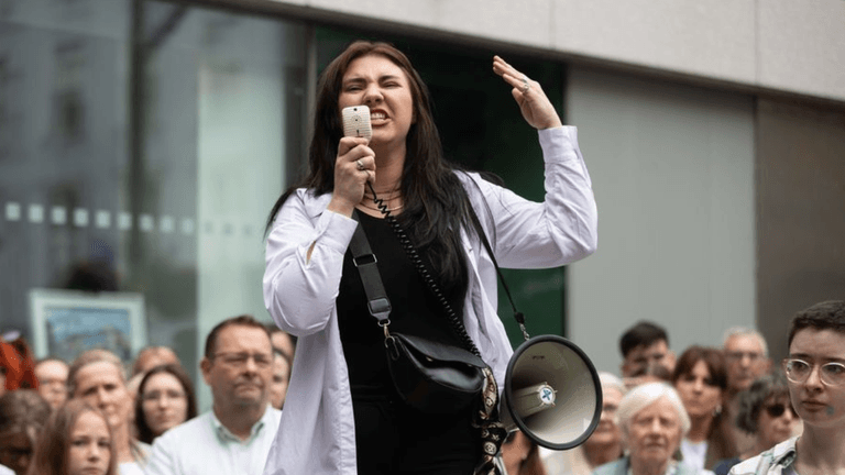 Natasha O’Brien opens up about how she learned of Cathal Crotty’s Snapchat documenting the attack Natasha O’Brien opens up about how she learned of Cathal Crotty’s Snapchat documenting the attack