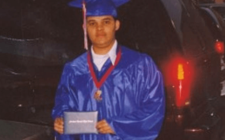 Supermarket employee found trapped behind freezer 10 years after disappearance Supermarket employee found trapped behind freezer 10 years after disappearance