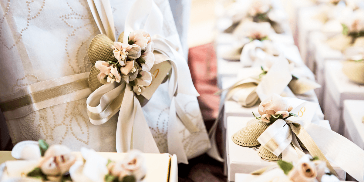 Wedding expert lists wedding gift dos and don’ts for every guest