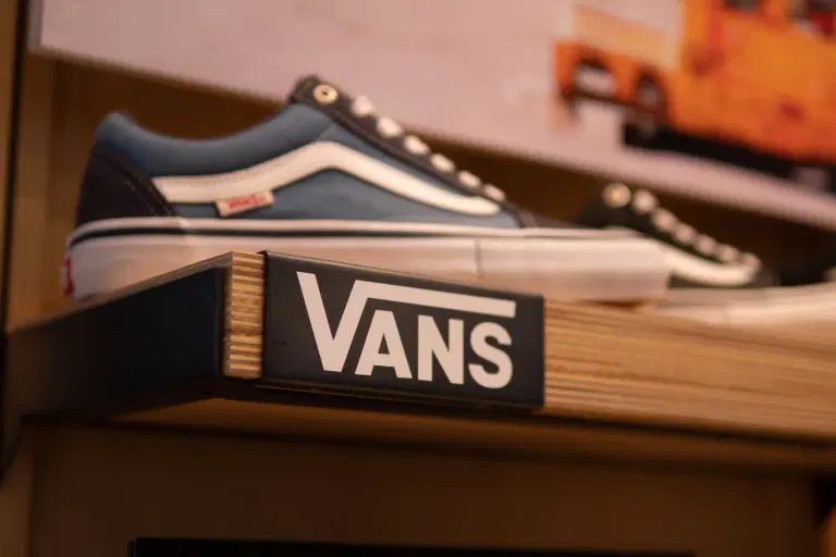 Hidden meaning in the Vans logo is leaving people mindblown Hidden meaning in the Vans logo is leaving people mindblown