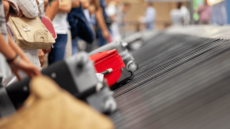 Ryanair issues advice to anyone travelling with black, grey or navy suitcases over the coming months Ryanair issues advice to anyone travelling with black, grey or navy suitcases over the coming months