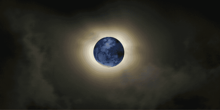 A ‘very rare’ supermoon eclipse will be visible in Ireland on Wednesday A ‘very rare’ supermoon eclipse will be visible in Ireland on Wednesday