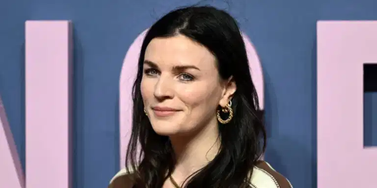 Aisling Bea’s sweet tribute to ‘the best’ baby girl and why she kept her pregnancy secret Aisling Bea’s sweet tribute to ‘the best’ baby girl and why she kept her pregnancy secret
