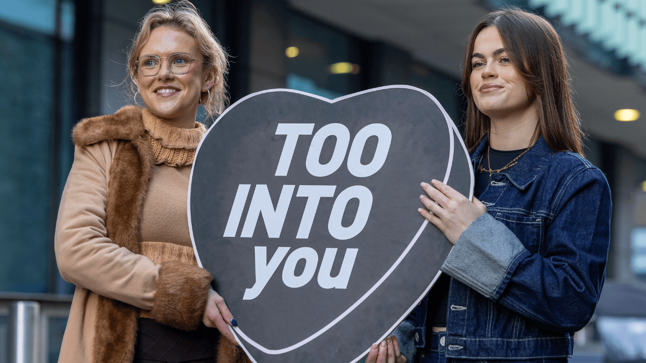 ‘Love should feel safe’ – The Women’s Aid podcast is vital for relationship education