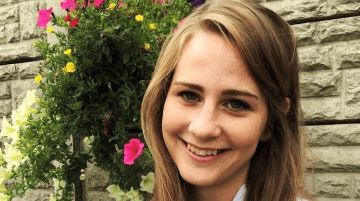 Irish writer Louise Nealon announces her second novel Everything That Is Beautiful